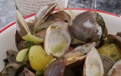 Meiomi Chardonnay paired with Goddess Clams